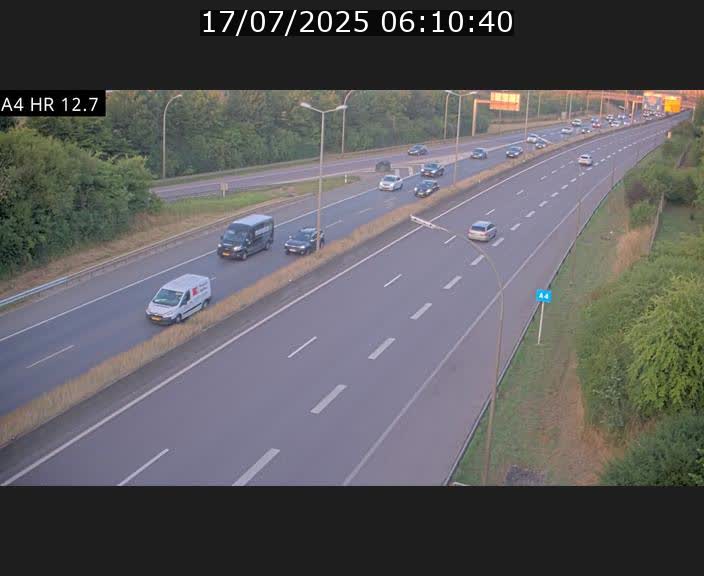<h2>Traffic live webcam Luxembourg Esch sur Alzette - A4 - BK 12.7 - direction Esch-Belval</h2>