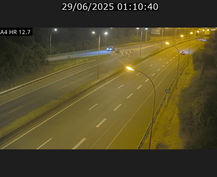 <h2>Traffic live webcam Luxembourg Esch sur Alzette - A4 - BK 12.7 - direction Esch-Belval</h2>