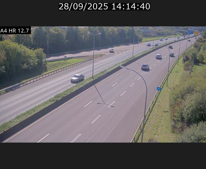 <h2>Traffic live webcam Luxembourg Esch sur Alzette - A4 - BK 12.7 - direction Esch-Belval</h2>