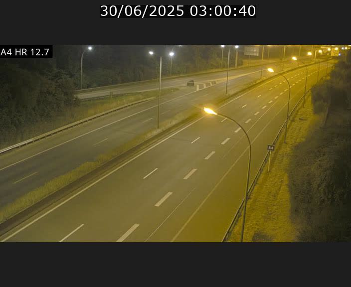 <h2>Traffic live webcam Luxembourg Esch sur Alzette - A4 - BK 12.7 - direction Esch-Belval</h2>