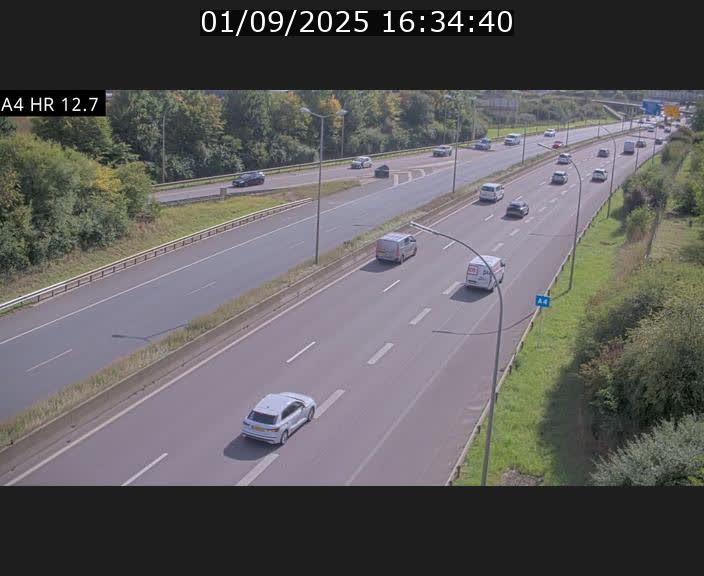 <h2>Traffic live webcam Luxembourg Esch sur Alzette - A4 - BK 12.7 - direction Esch-Belval</h2>