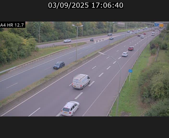 <h2>Traffic live webcam Luxembourg Esch sur Alzette - A4 - BK 12.7 - direction Esch-Belval</h2>