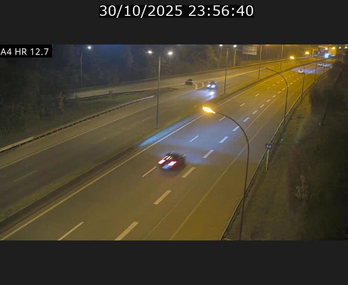 <h2>Traffic live webcam Luxembourg Esch sur Alzette - A4 - BK 12.7 - direction Esch-Belval</h2>