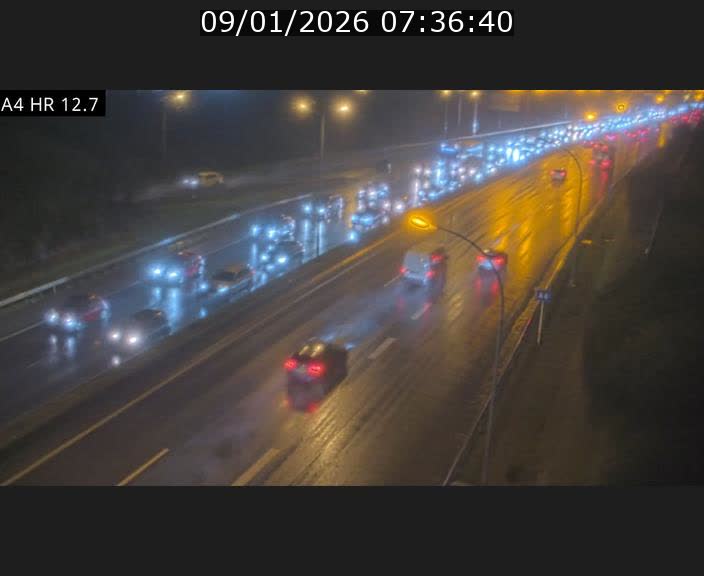 <h2>Traffic live webcam Luxembourg Esch sur Alzette - A4 - BK 12.7 - direction Esch-Belval</h2>