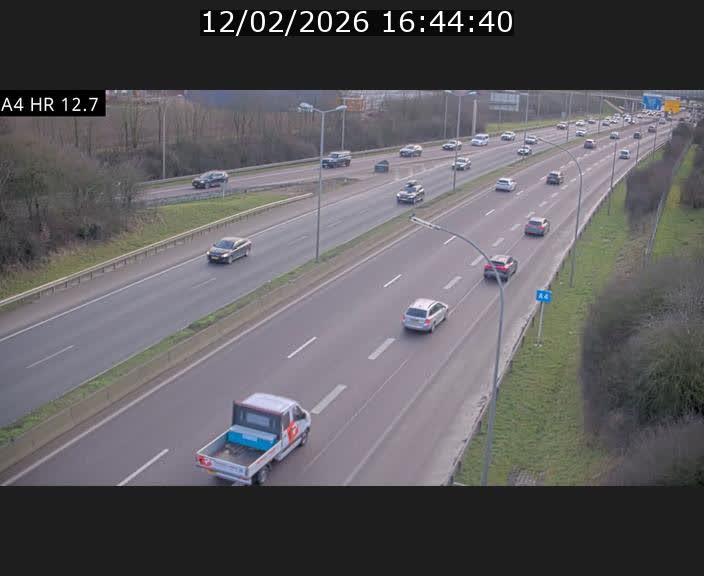 <h2>Traffic live webcam Luxembourg Esch sur Alzette - A4 - BK 12.7 - direction Esch-Belval</h2>