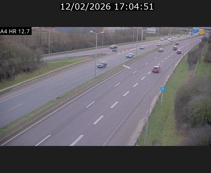 <h2>Traffic live webcam Luxembourg Esch sur Alzette - A4 - BK 12.7 - direction Esch-Belval</h2>