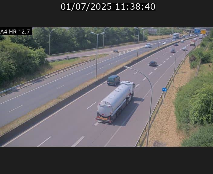 <h2>Traffic live webcam Luxembourg Esch sur Alzette - A4 - BK 12.7 - direction Esch-Belval</h2>