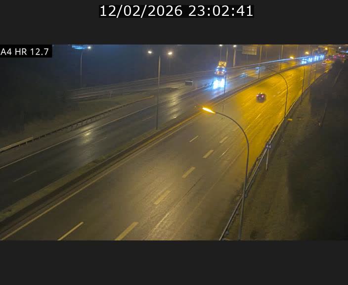<h2>Traffic live webcam Luxembourg Esch sur Alzette - A4 - BK 12.7 - direction Esch-Belval</h2>