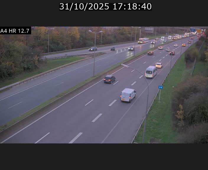 <h2>Traffic live webcam Luxembourg Esch sur Alzette - A4 - BK 12.7 - direction Esch-Belval</h2>