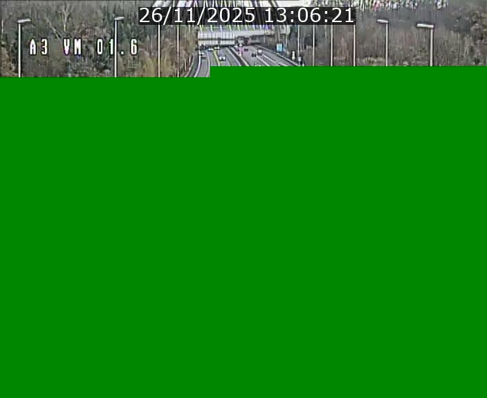 <h2>Traffic live webcam Luxembourg - Croix de Gasperich - A3 - BK 1.6 - direction France/Aire de Berchem</h2>