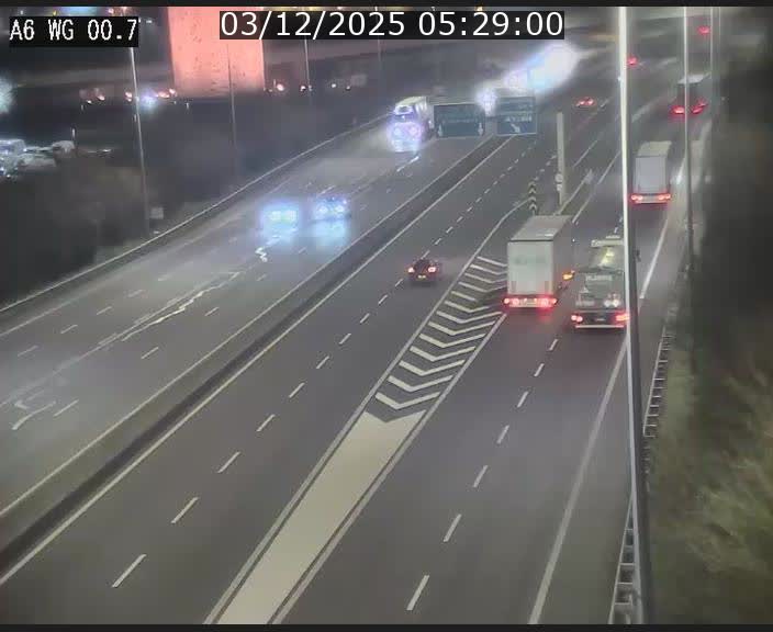<h2>Traffic live webcam Luxembourg Croix de Cessange - A6 - BK 0.7 - direction A3 France</h2>
