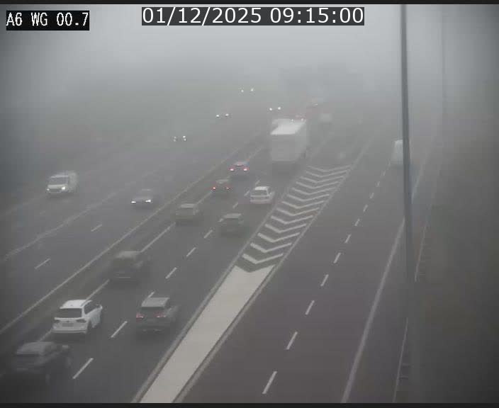 <h2>Traffic live webcam Luxembourg Croix de Cessange - A6 - BK 0.7 - direction A3 France</h2>