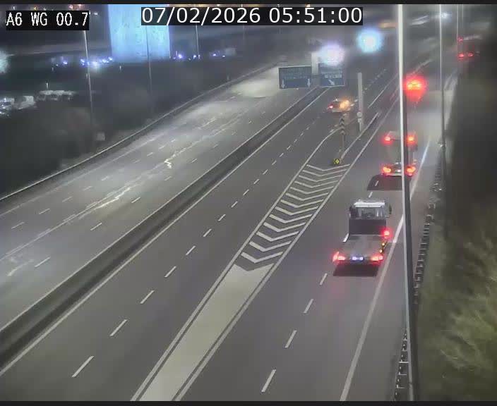 <h2>Traffic live webcam Luxembourg Croix de Cessange - A6 - BK 0.7 - direction A3 France</h2>