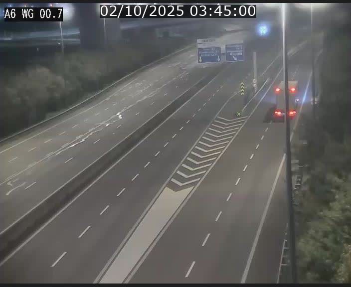 <h2>Traffic live webcam Luxembourg Croix de Cessange - A6 - BK 0.7 - direction A3 France</h2>