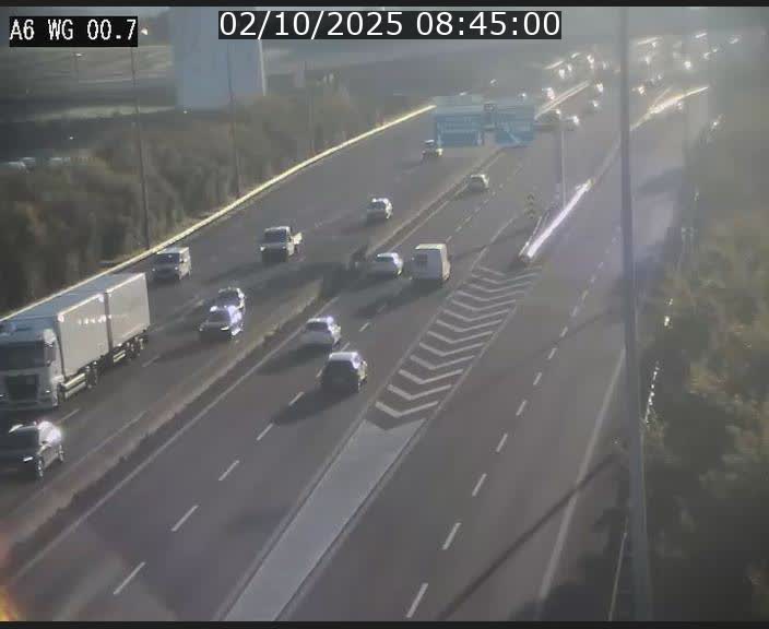 <h2>Traffic live webcam Luxembourg Croix de Cessange - A6 - BK 0.7 - direction A3 France</h2>