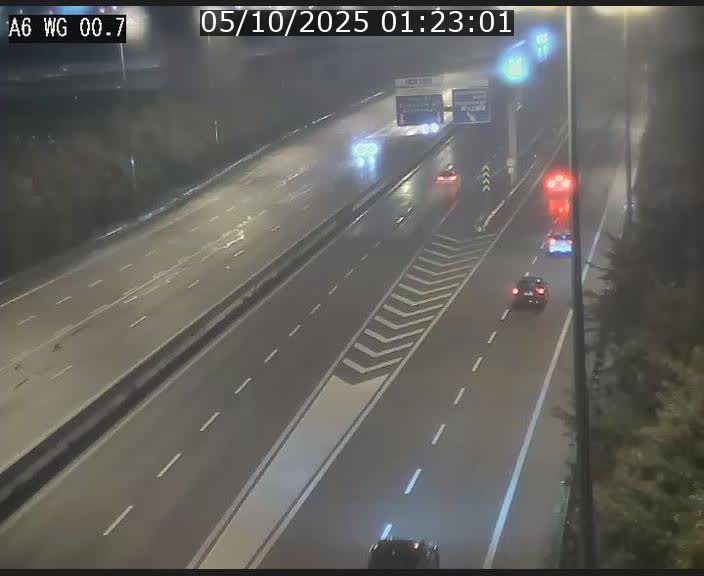 <h2>Traffic live webcam Luxembourg Croix de Cessange - A6 - BK 0.7 - direction A3 France</h2>