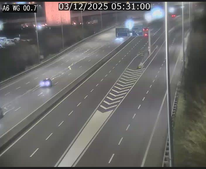 <h2>Traffic live webcam Luxembourg Croix de Cessange - A6 - BK 0.7 - direction A3 France</h2>