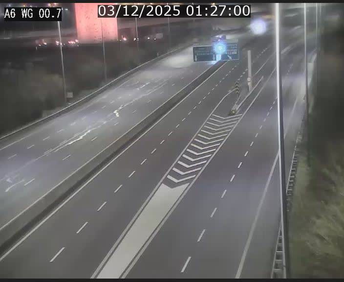 <h2>Traffic live webcam Luxembourg Croix de Cessange - A6 - BK 0.7 - direction A3 France</h2>