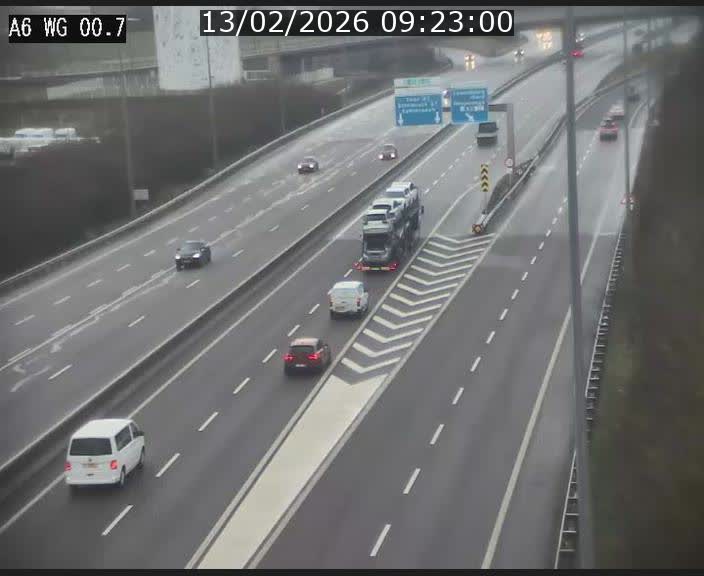 <h2>Traffic live webcam Luxembourg Croix de Cessange - A6 - BK 0.7 - direction A3 France</h2>
