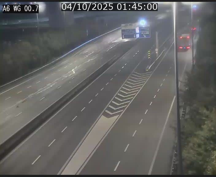 <h2>Traffic live webcam Luxembourg Croix de Cessange - A6 - BK 0.7 - direction A3 France</h2>