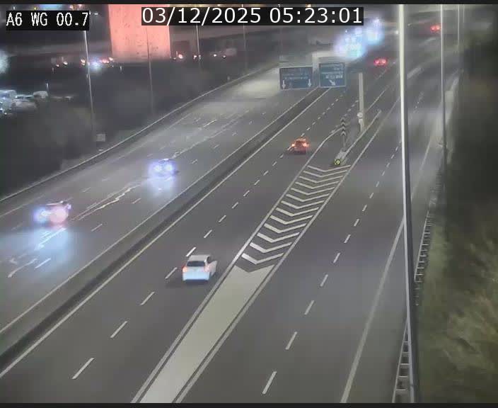 <h2>Traffic live webcam Luxembourg Croix de Cessange - A6 - BK 0.7 - direction A3 France</h2>