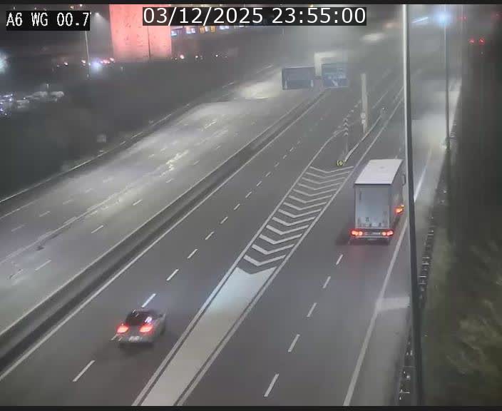 <h2>Traffic live webcam Luxembourg Croix de Cessange - A6 - BK 0.7 - direction A3 France</h2>