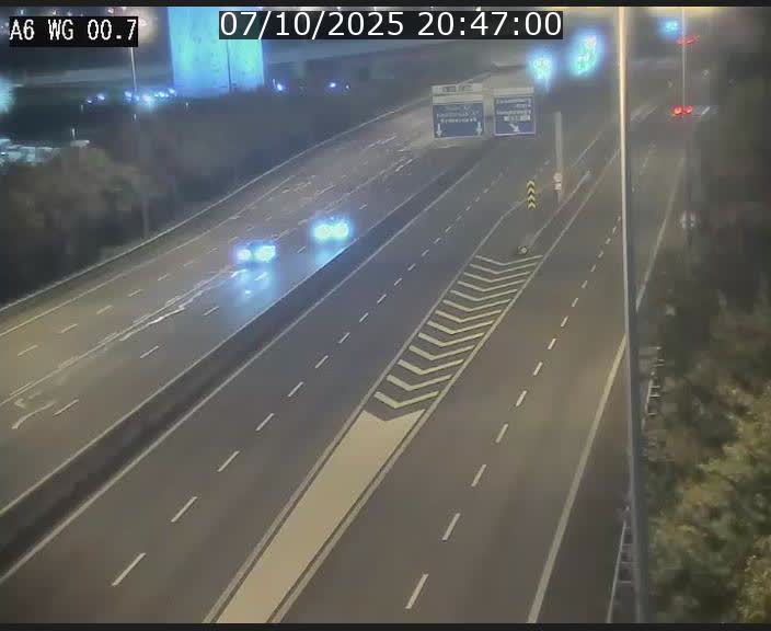<h2>Traffic live webcam Luxembourg Croix de Cessange - A6 - BK 0.7 - direction A3 France</h2>