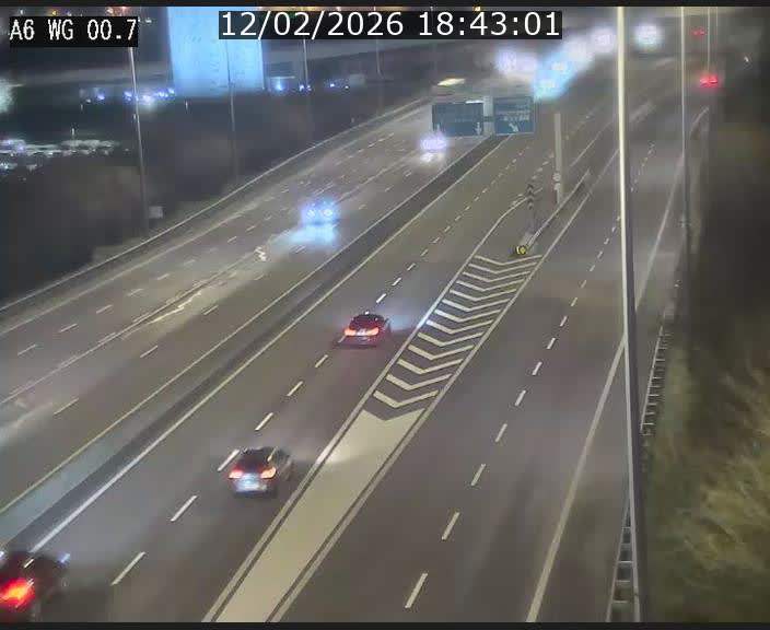 <h2>Traffic live webcam Luxembourg Croix de Cessange - A6 - BK 0.7 - direction A3 France</h2>