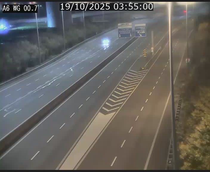 <h2>Traffic live webcam Luxembourg Croix de Cessange - A6 - BK 0.7 - direction A3 France</h2>