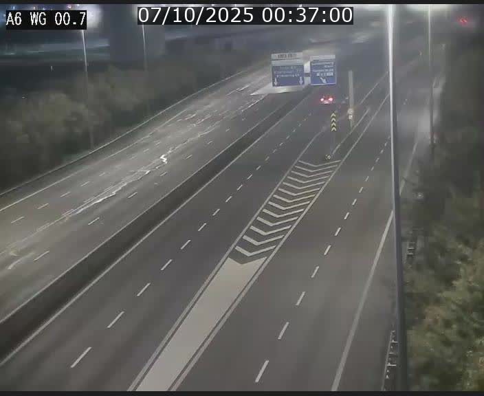 <h2>Traffic live webcam Luxembourg Croix de Cessange - A6 - BK 0.7 - direction A3 France</h2>