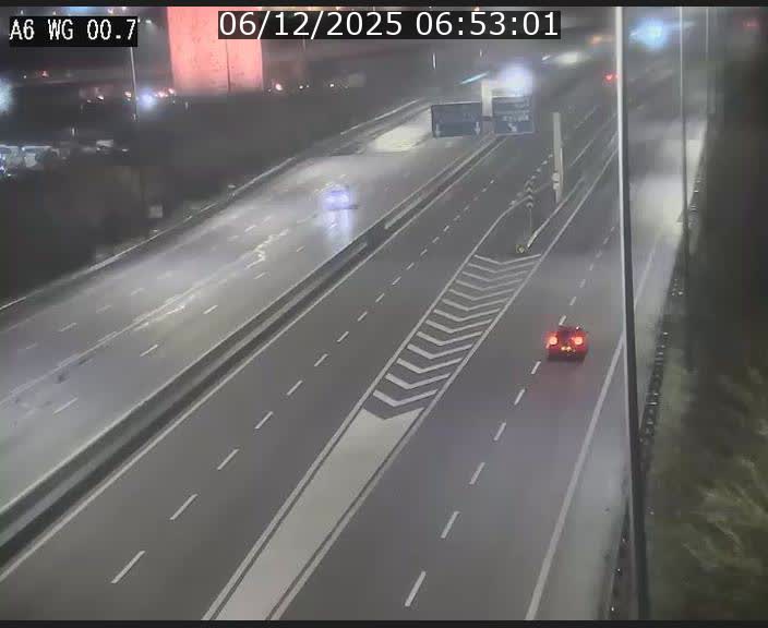 <h2>Traffic live webcam Luxembourg Croix de Cessange - A6 - BK 0.7 - direction A3 France</h2>