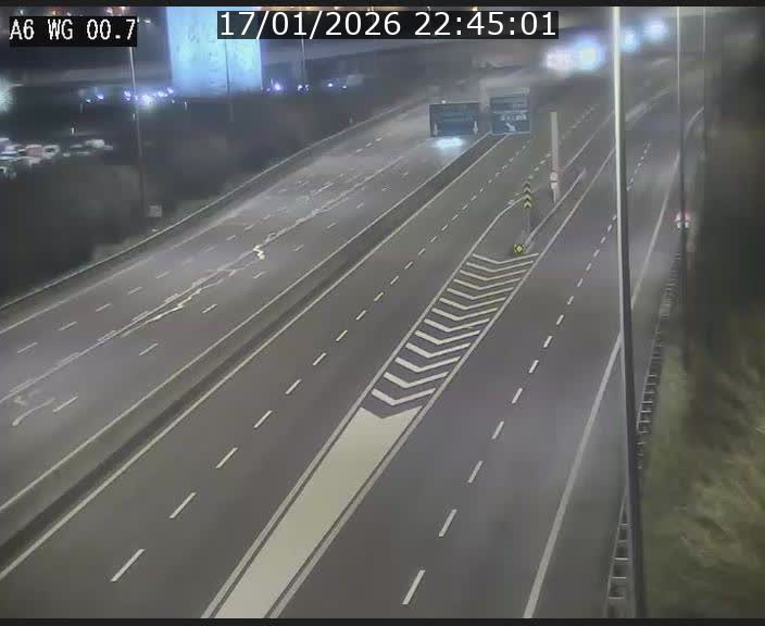 <h2>Traffic live webcam Luxembourg Croix de Cessange - A6 - BK 0.7 - direction A3 France</h2>