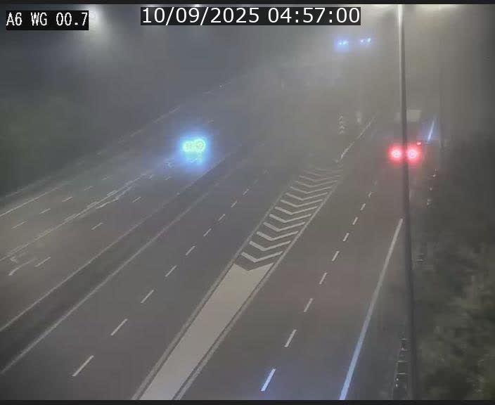 <h2>Traffic live webcam Luxembourg Croix de Cessange - A6 - BK 0.7 - direction A3 France</h2>