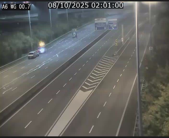 <h2>Traffic live webcam Luxembourg Croix de Cessange - A6 - BK 0.7 - direction A3 France</h2>
