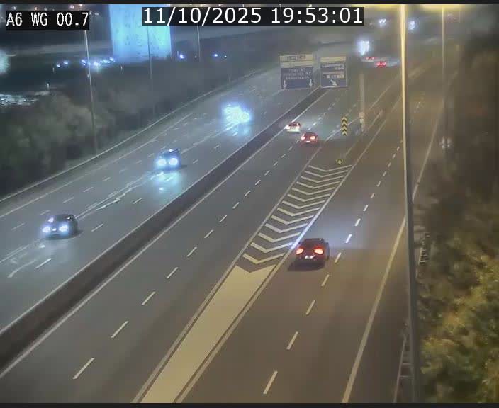<h2>Traffic live webcam Luxembourg Croix de Cessange - A6 - BK 0.7 - direction A3 France</h2>