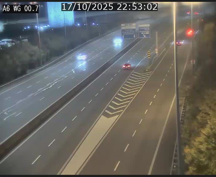 <h2>Traffic live webcam Luxembourg Croix de Cessange - A6 - BK 0.7 - direction A3 France</h2>