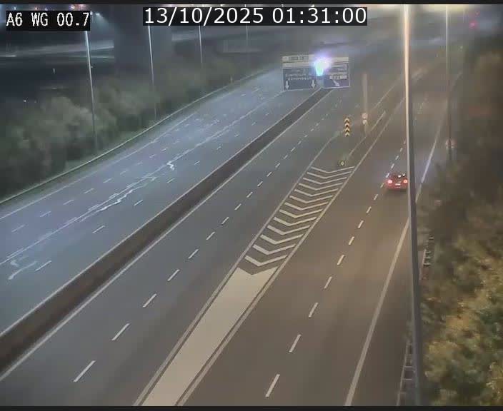 <h2>Traffic live webcam Luxembourg Croix de Cessange - A6 - BK 0.7 - direction A3 France</h2>