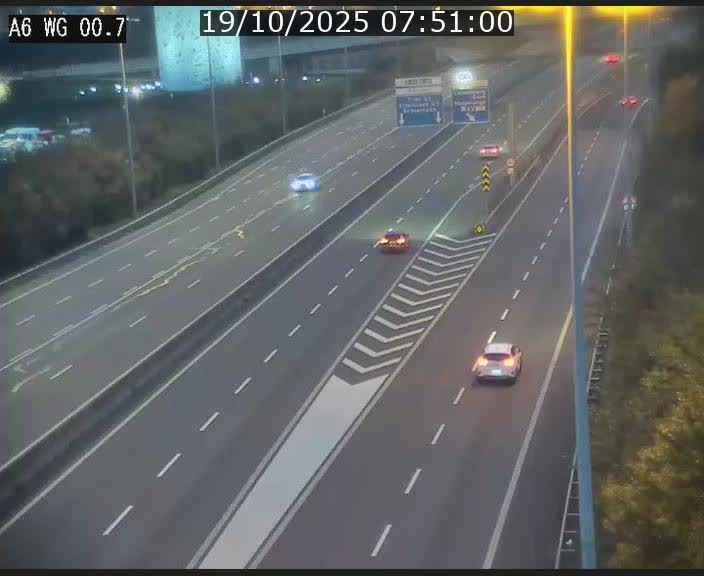 <h2>Traffic live webcam Luxembourg Croix de Cessange - A6 - BK 0.7 - direction A3 France</h2>