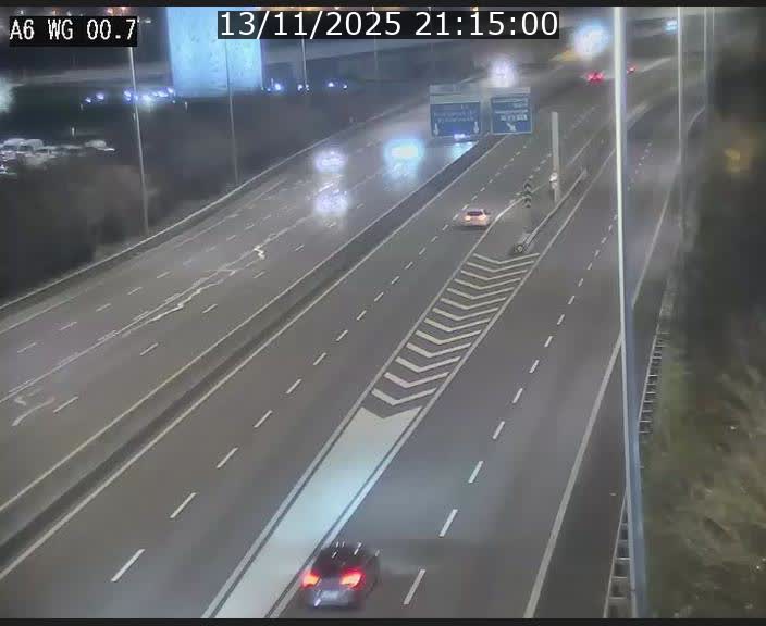 <h2>Traffic live webcam Luxembourg Croix de Cessange - A6 - BK 0.7 - direction A3 France</h2>