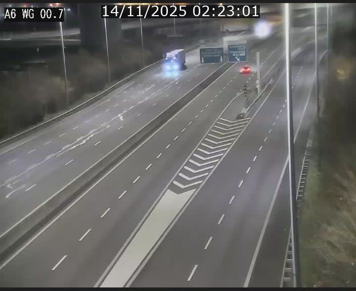 <h2>Traffic live webcam Luxembourg Croix de Cessange - A6 - BK 0.7 - direction A3 France</h2>