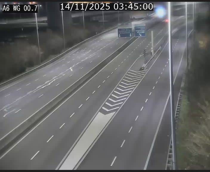 <h2>Traffic live webcam Luxembourg Croix de Cessange - A6 - BK 0.7 - direction A3 France</h2>