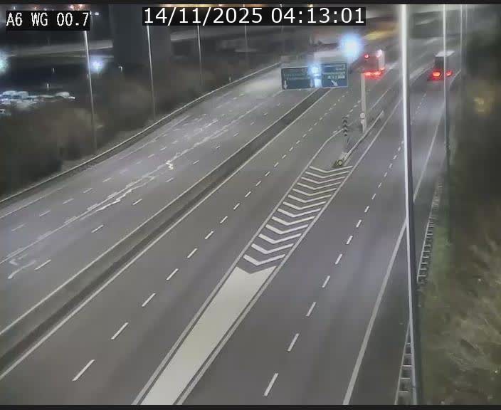 <h2>Traffic live webcam Luxembourg Croix de Cessange - A6 - BK 0.7 - direction A3 France</h2>