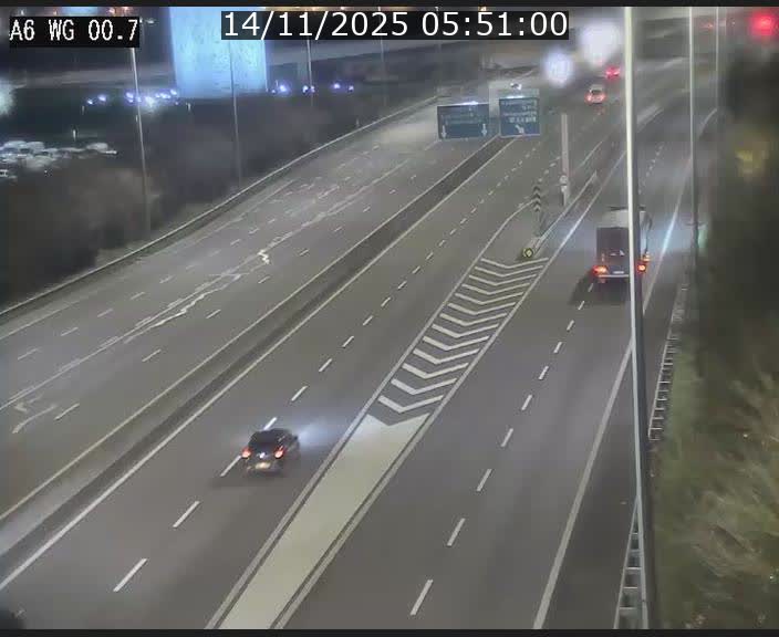 <h2>Traffic live webcam Luxembourg Croix de Cessange - A6 - BK 0.7 - direction A3 France</h2>