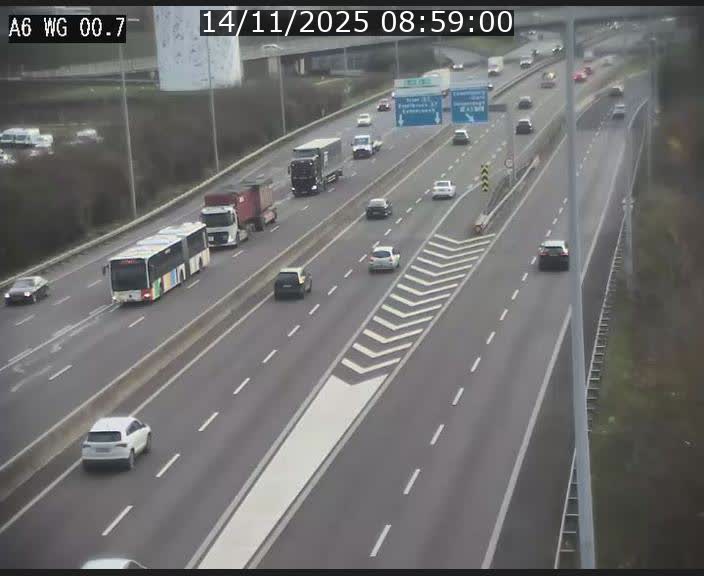 <h2>Traffic live webcam Luxembourg Croix de Cessange - A6 - BK 0.7 - direction A3 France</h2>