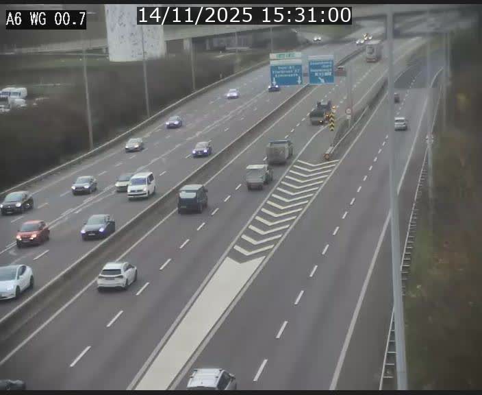 <h2>Traffic live webcam Luxembourg Croix de Cessange - A6 - BK 0.7 - direction A3 France</h2>