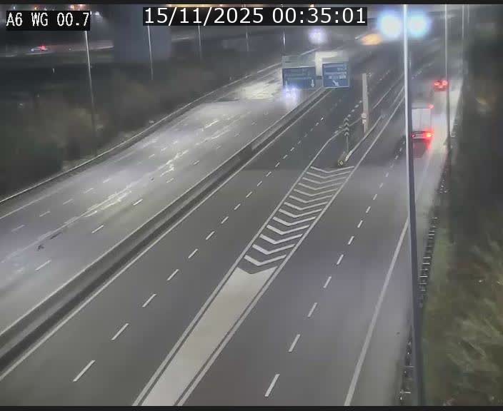 <h2>Traffic live webcam Luxembourg Croix de Cessange - A6 - BK 0.7 - direction A3 France</h2>