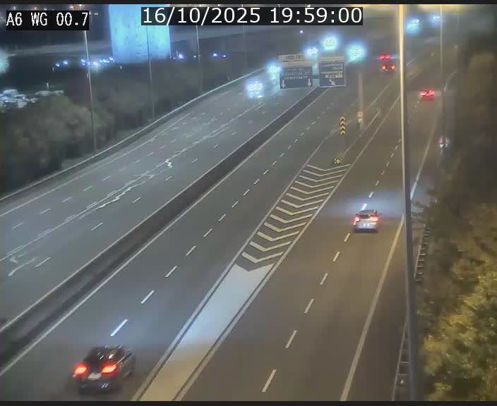 <h2>Traffic live webcam Luxembourg Croix de Cessange - A6 - BK 0.7 - direction A3 France</h2>