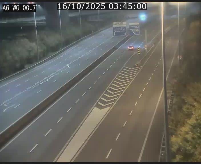 <h2>Traffic live webcam Luxembourg Croix de Cessange - A6 - BK 0.7 - direction A3 France</h2>
