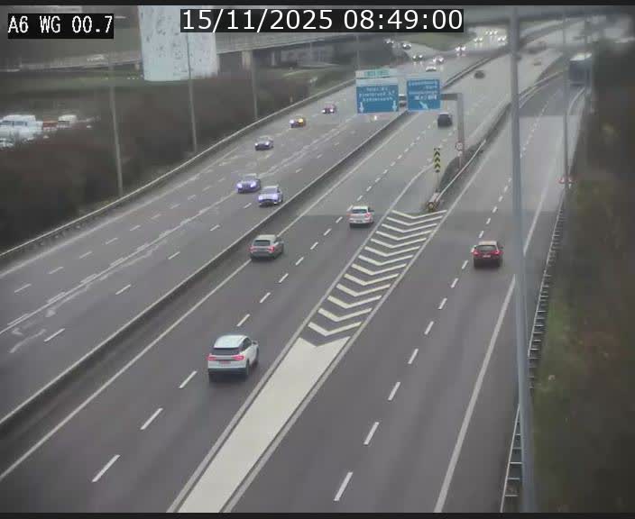 <h2>Traffic live webcam Luxembourg Croix de Cessange - A6 - BK 0.7 - direction A3 France</h2>