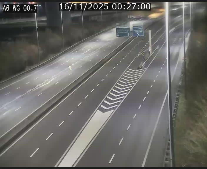 <h2>Traffic live webcam Luxembourg Croix de Cessange - A6 - BK 0.7 - direction A3 France</h2>